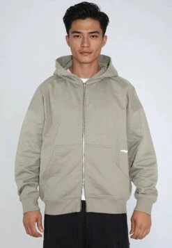 RELIGION UK ZIP UP HOODIE KHAKI -Religion Clothing 0 0024 60A7243 Noah Studio 3b7acb12 730e 4ba7 8178 5e2caffa34eb
