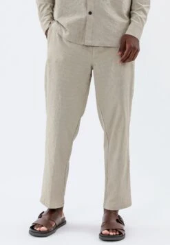 MONACO ELASTICATED HOLIDAY CHINOS SHELL -Religion Clothing 15HEIP67ELASTICATEDCHINOSHELL 1