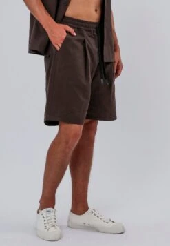 SAINT-TROPEZ PLEATED HOLIDAY SHORTS CHOCOLATE -Religion Clothing 15HPTP74PLEATEDSHORTCHOCOALTE 1