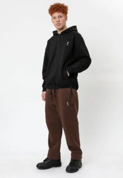 UNIVERSAL SWEAT PANTS CHOCOLATE -Religion Clothing 31TUNP07 CHOCOLATE 4 copy