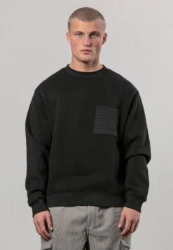 KNIT POCKET SWEAT BLACK
