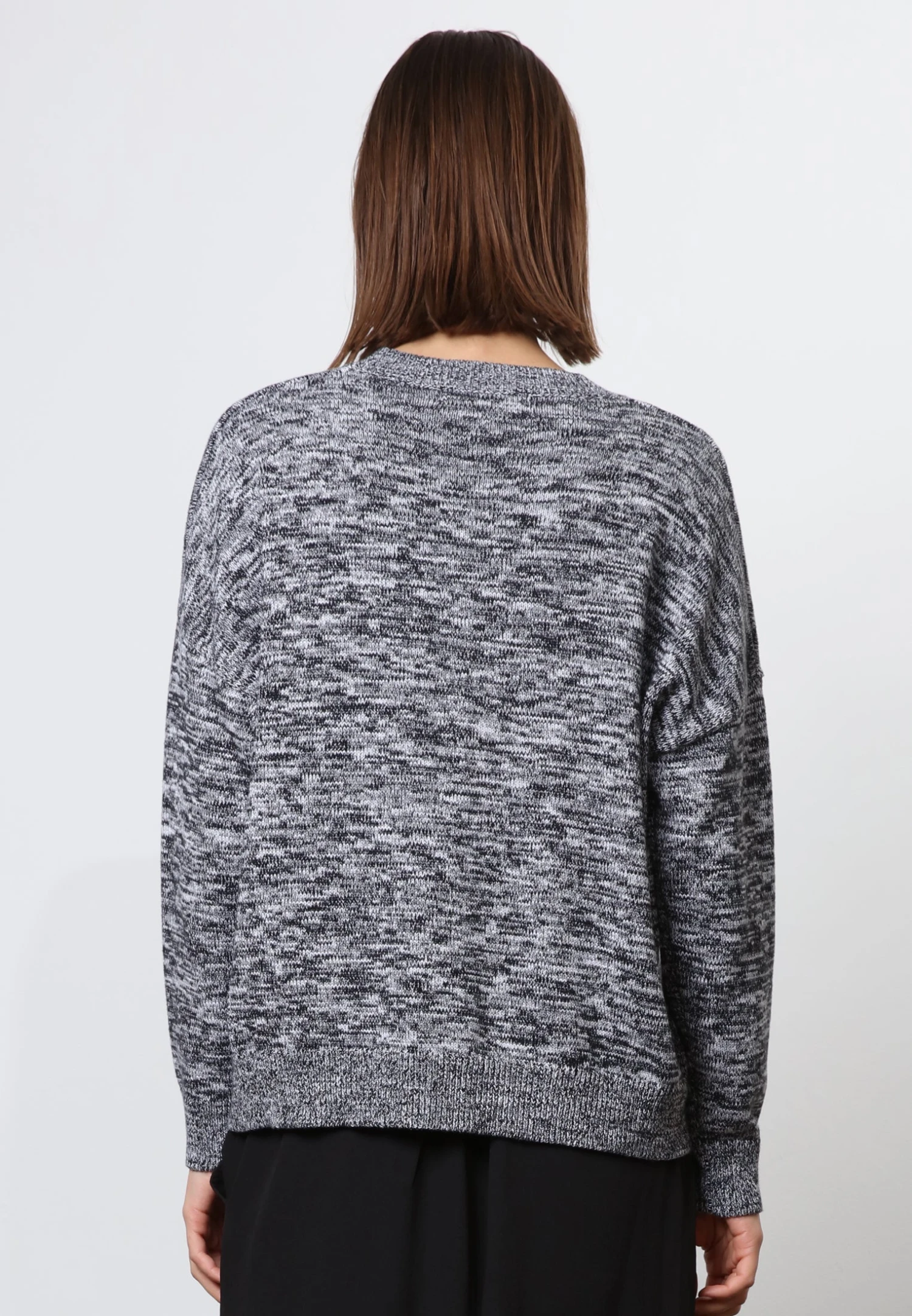 PEACE JUMPER BLACK & WHITE 4 PEACE JUMPER BLACK & WHITE - Image 2