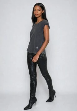 ROLLED CAP SLEEVE VINTAGE BLACK -Religion Clothing 55BRTC86BLACK6 62558e59 25eb 495b bbef ac74ca6e88c9