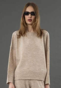 KNIT JUMPER BEIGE