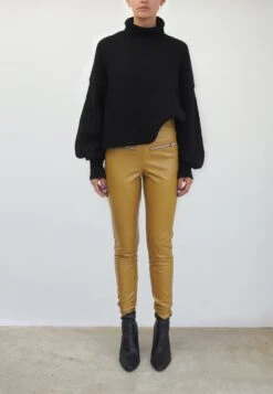 DESTINATION CAMEL FAUX LEATHER LEGGINGS 13 DESTINATION CAMEL FAUX LEATHER LEGGINGS -Religion Clothing DSC03887