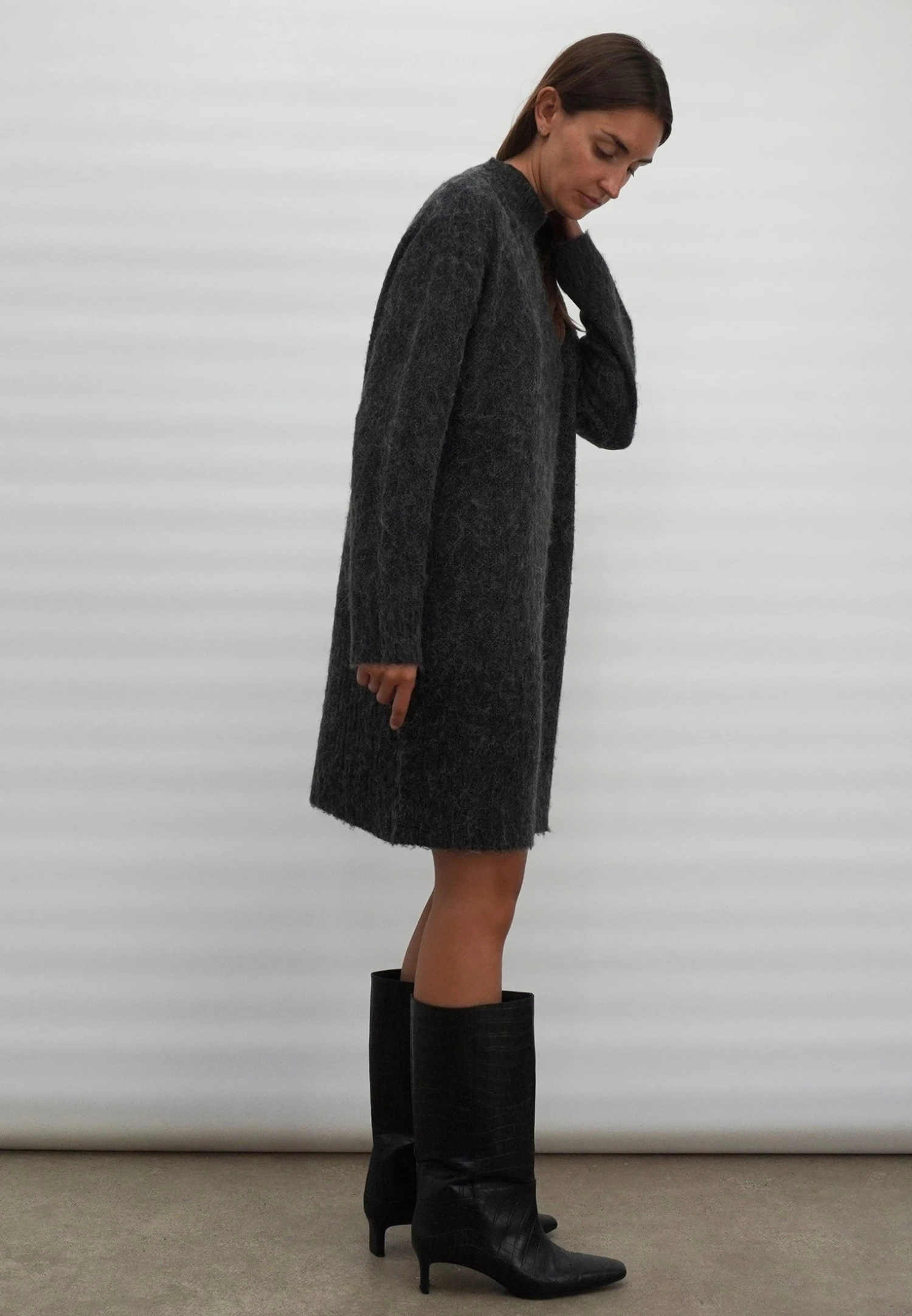 LUX TUNIC CHARCOAL 6 LUX TUNIC CHARCOAL - Image 4