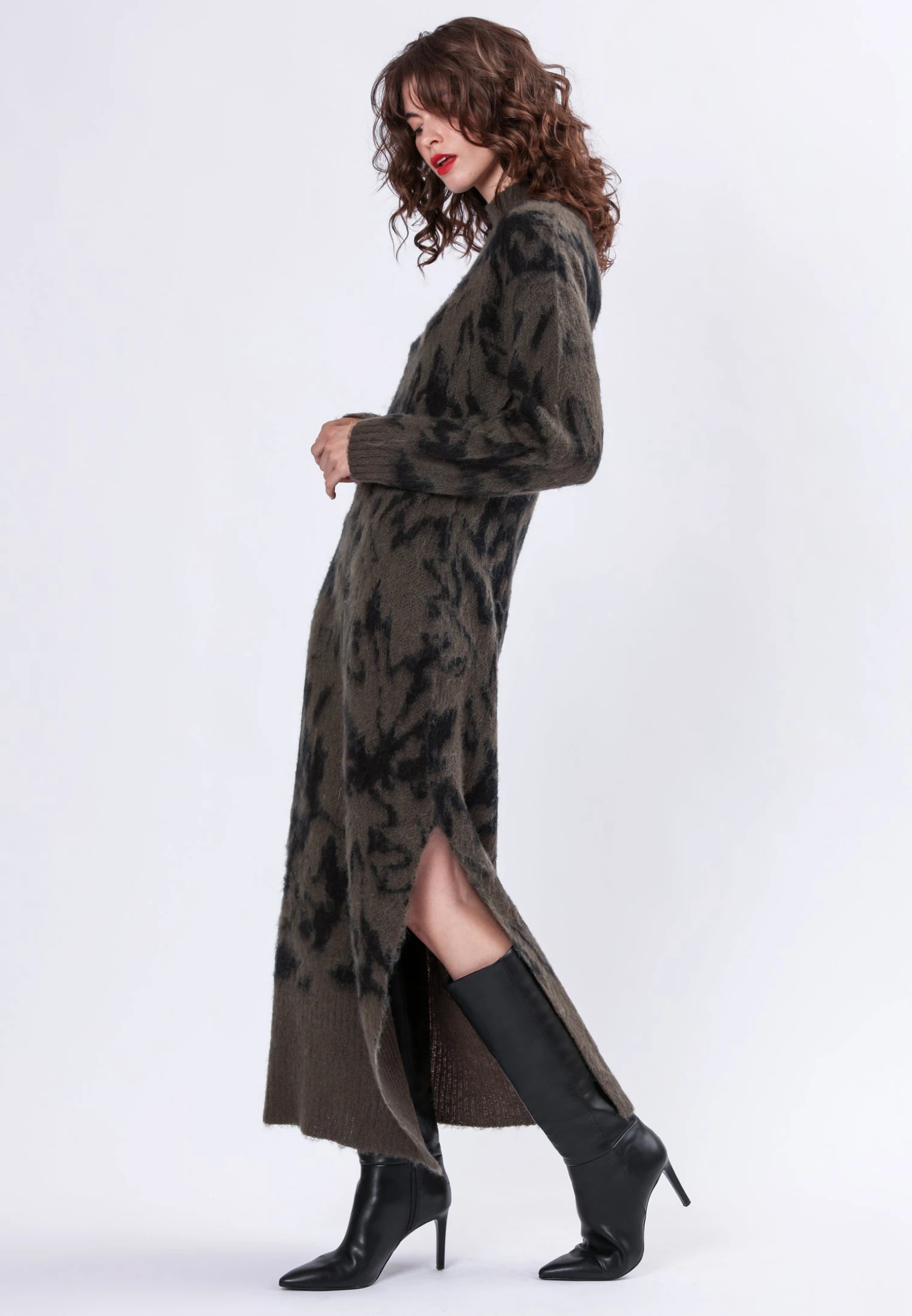 REVERSE MOCK NECK DRESS CAMO KHAKI 4 REVERSE MOCK NECK DRESS CAMO KHAKI - Image 2