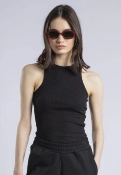 HIGH NECK VEST BLACK