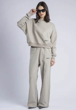 EMBROIDERY RELAXED SWEATPANTS STONE 13 EMBROIDERY RELAXED SWEATPANTS STONE -Religion Clothing WCTREP99PURECASHMERE2 5e271f28 69f6 47c3 bb46 4d88135c121b