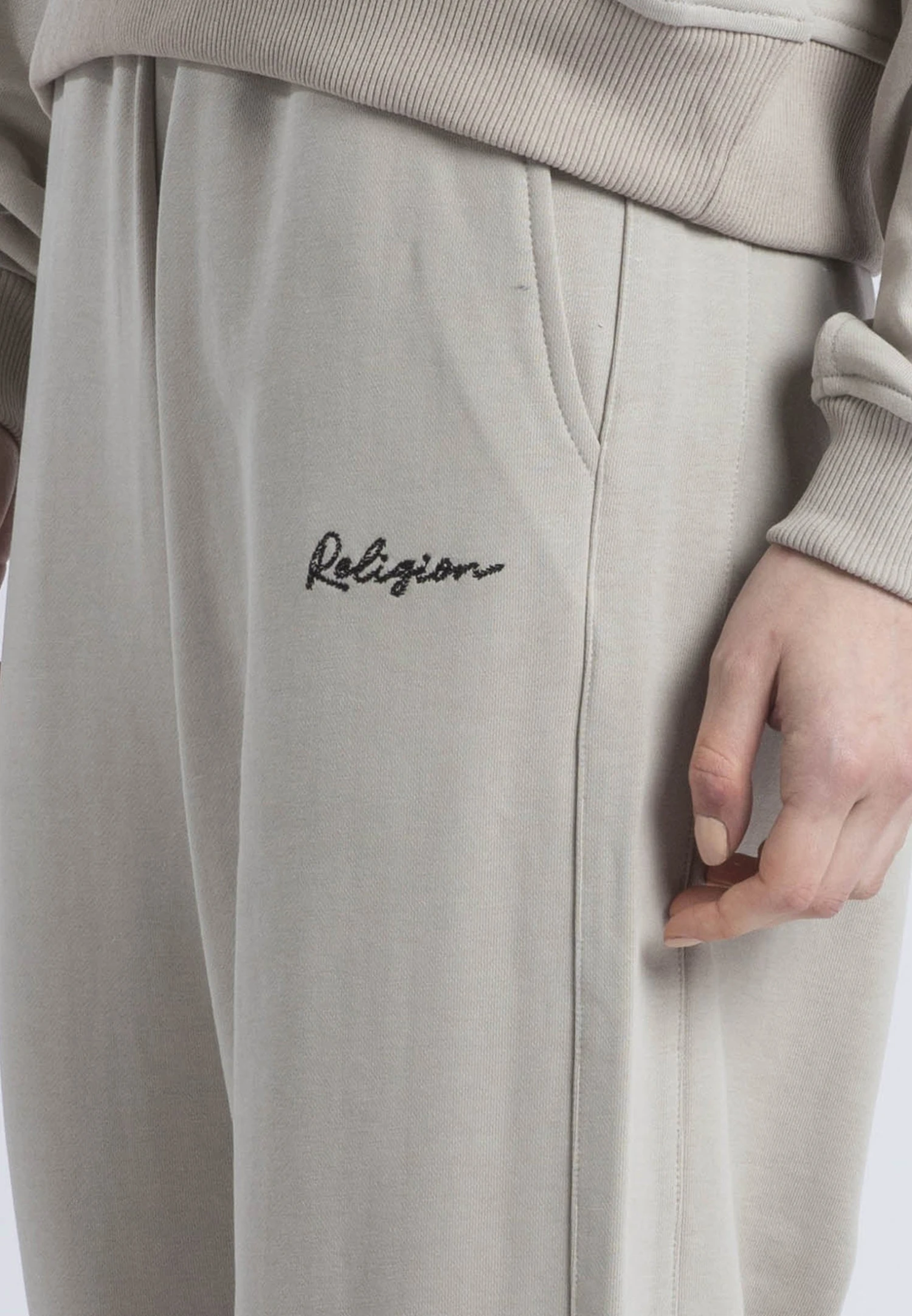 EMBROIDERY RELAXED SWEATPANTS STONE 4 EMBROIDERY RELAXED SWEATPANTS STONE - Image 2