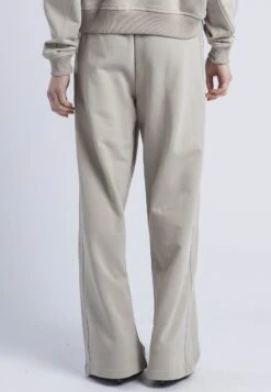 EMBROIDERY RELAXED SWEATPANTS STONE 12 EMBROIDERY RELAXED SWEATPANTS STONE -Religion Clothing WCTREP99PURECASHMERE5 21860eee b8ab 499e 99f0 a6d441ec7402