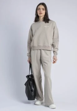 RELIGION UK RELAXED SWEATPANTS STONE -Religion Clothing WCTRUP99PURECASHMERE6 10e2bad4 762a 49e6 8b30 4555d034d3cb