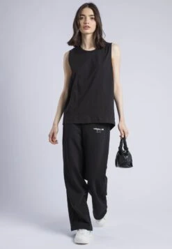 RELAXED BASIC VEST BLACK 11 RELAXED BASIC VEST BLACK -Religion Clothing WCTRXL04BLACK2 f8a2315b 5f43 4700 8cf4 bca3d3de92cc